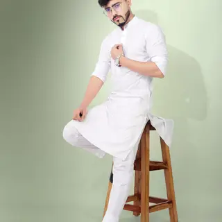 Ivory Chikankari Kurta Pyjama