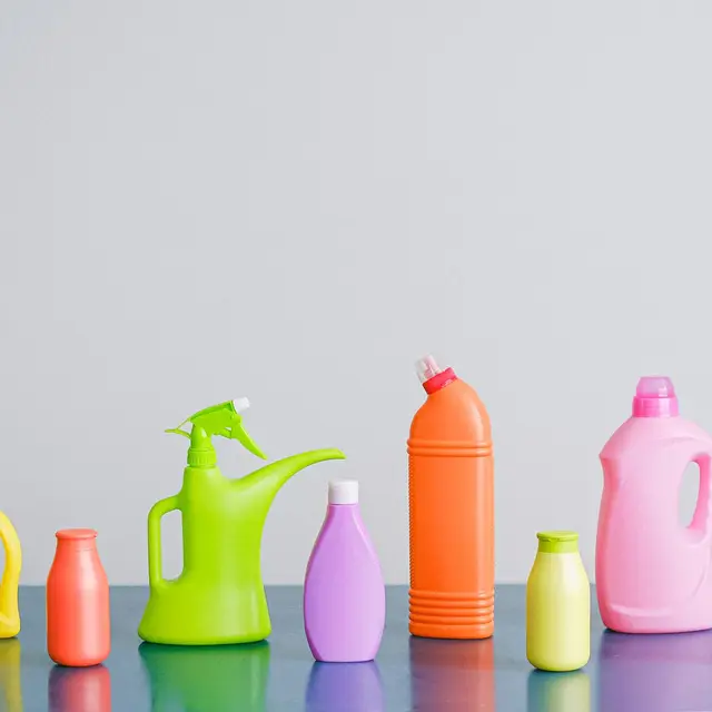 Lizol Disinfectant Floor Cleaner, Citrus 975 ml
