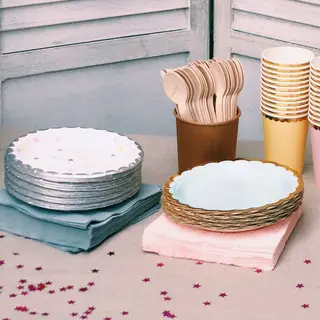 Golden Laminated Plates